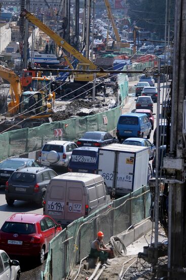 Строительство новой транспортной развязки в Москве