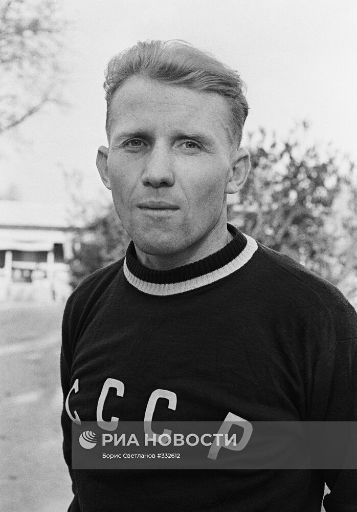 Советский спортсмен Владимир Куц
