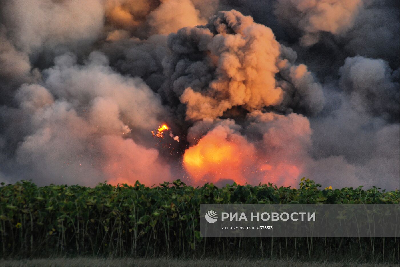 Пожар на военном складе в Харьковской области