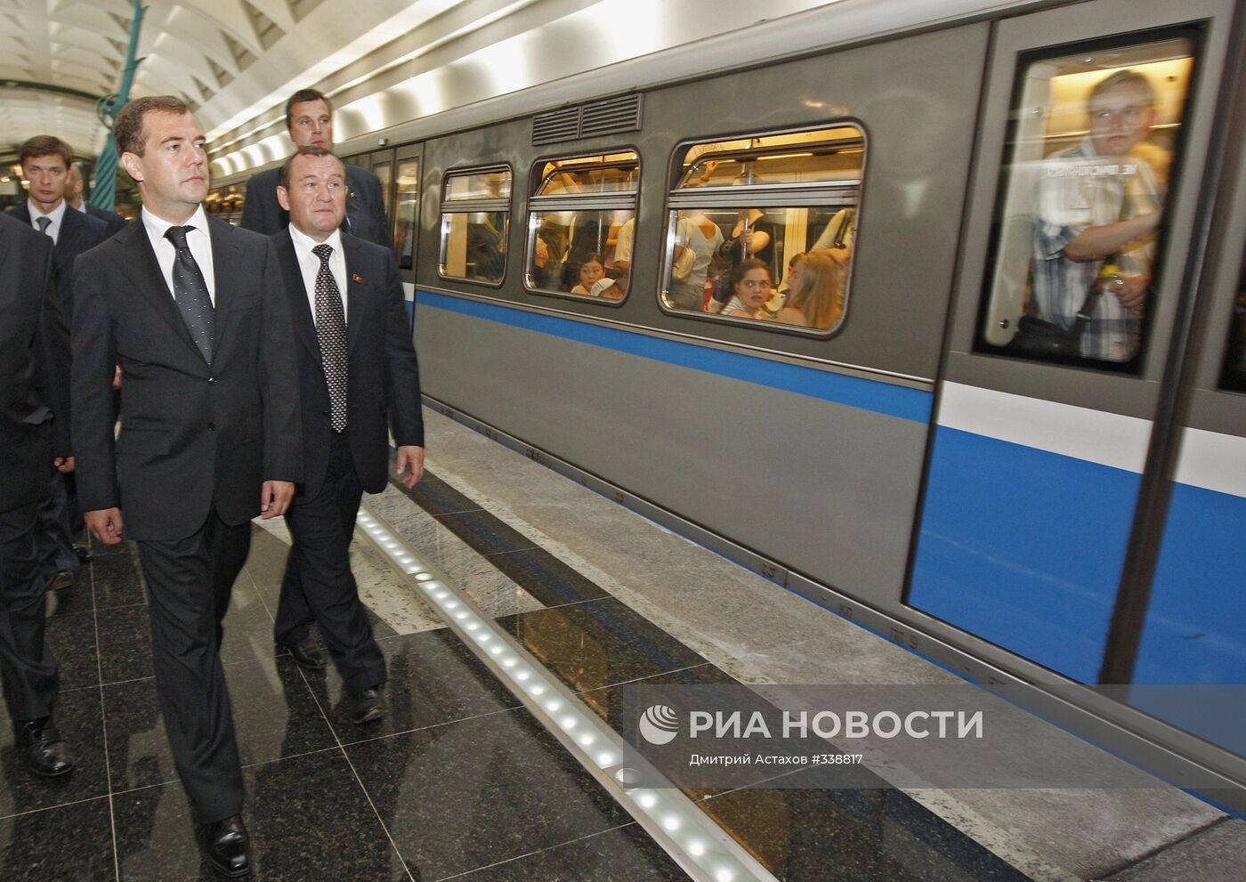 В Москве открыта станция метро "Славянский бульвар"