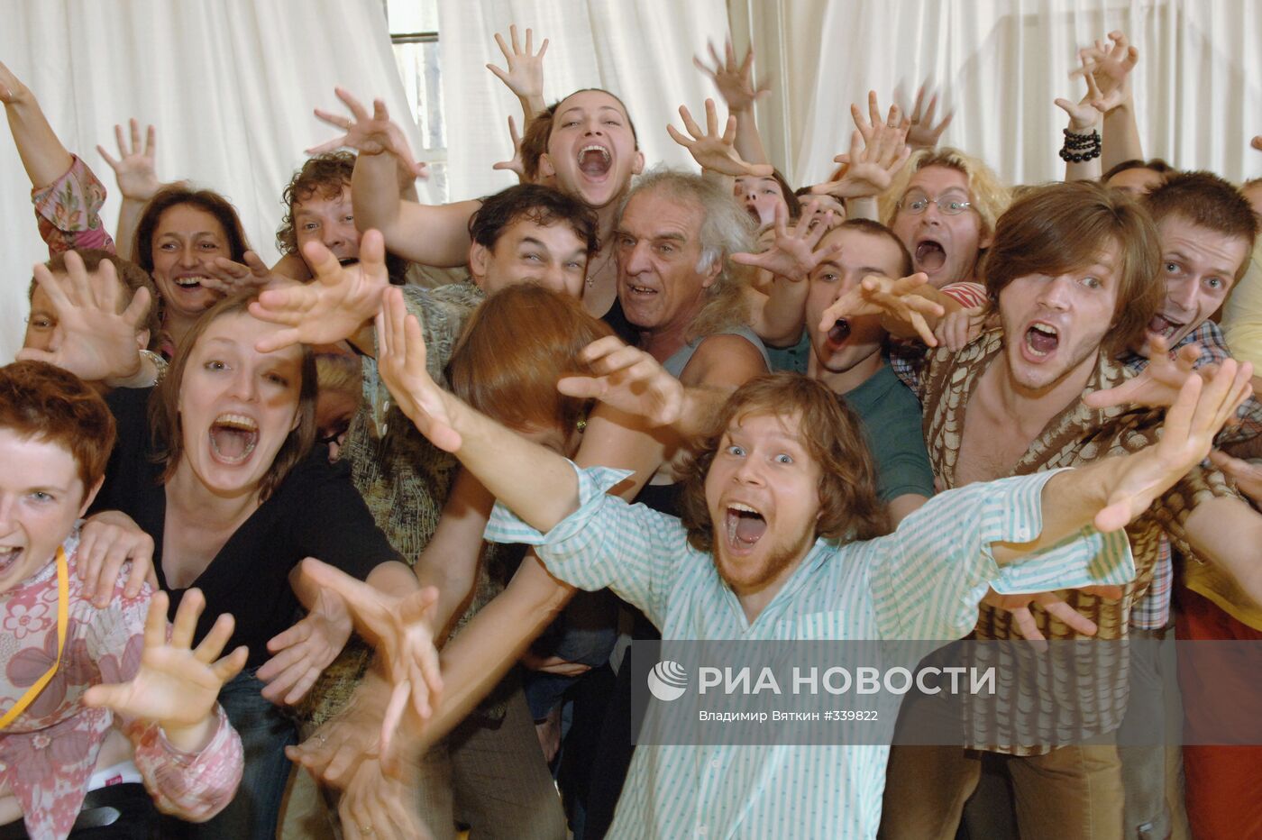 Занятия в международной "Школе дураков"