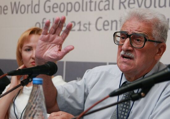 Международный дискуссионный клуб «Валдай–2008»