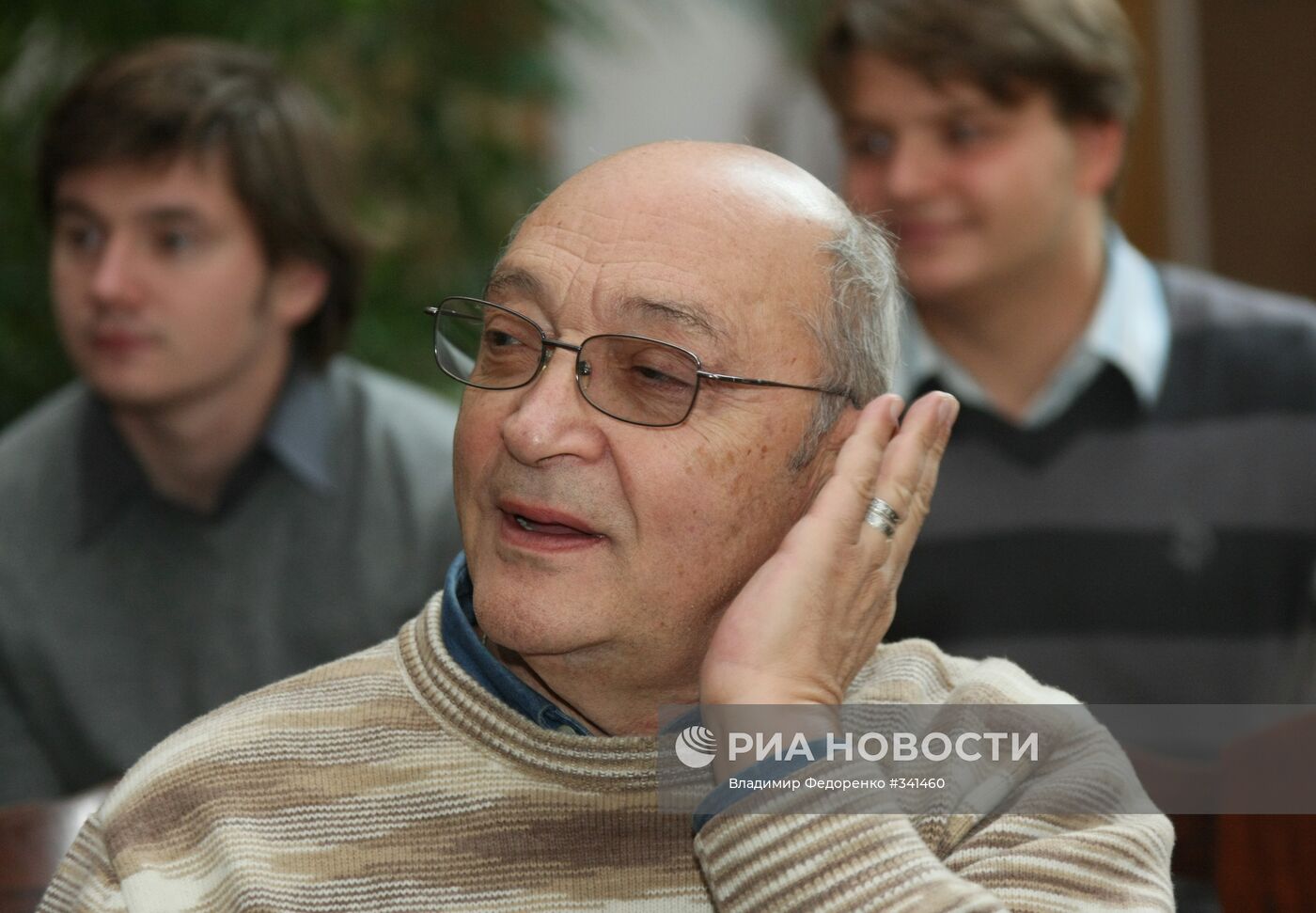 Традиционный сбор труппы театра им. Моссовета