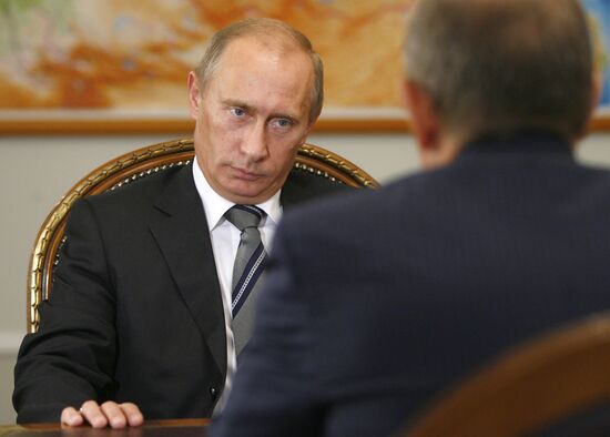 В.Путин провел встречу с В.Евтушенковым