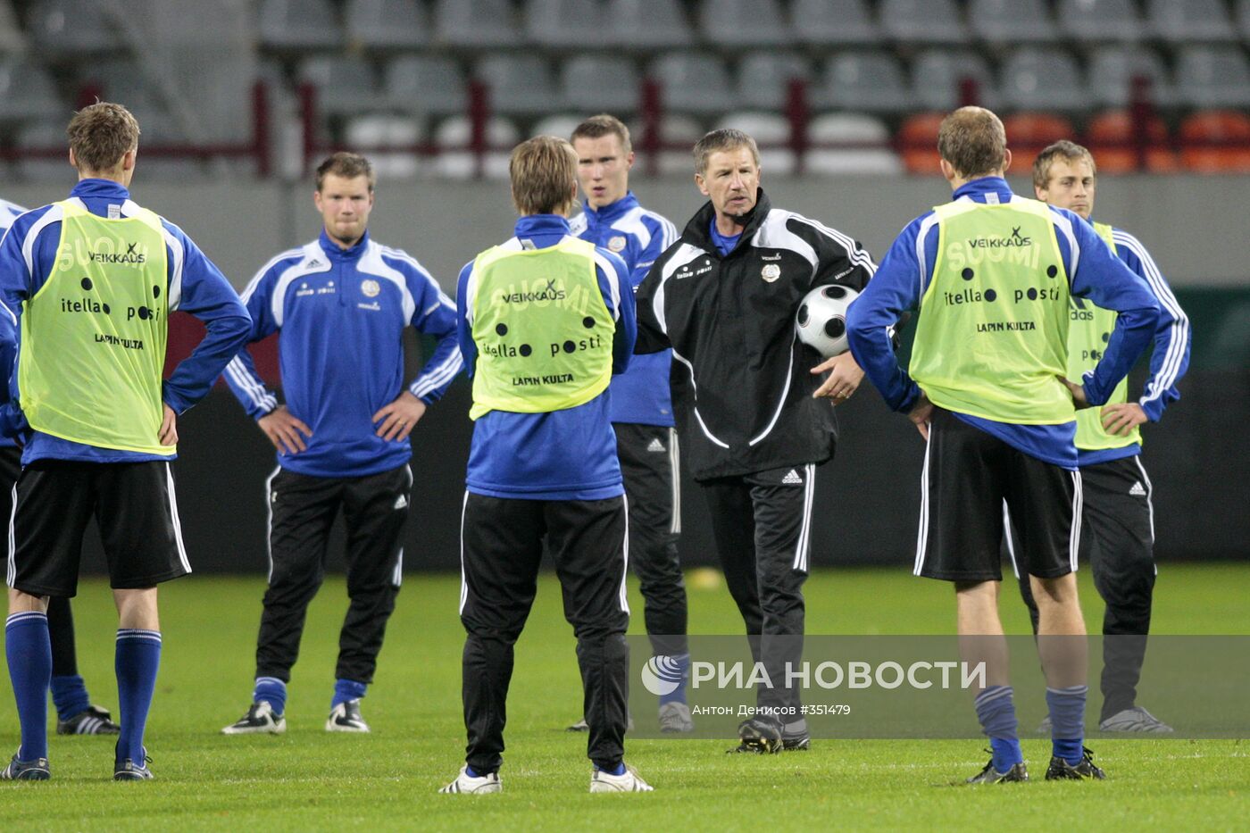 Тренировка сборной Финляндии перед отборочным матчем ЧМ-2010