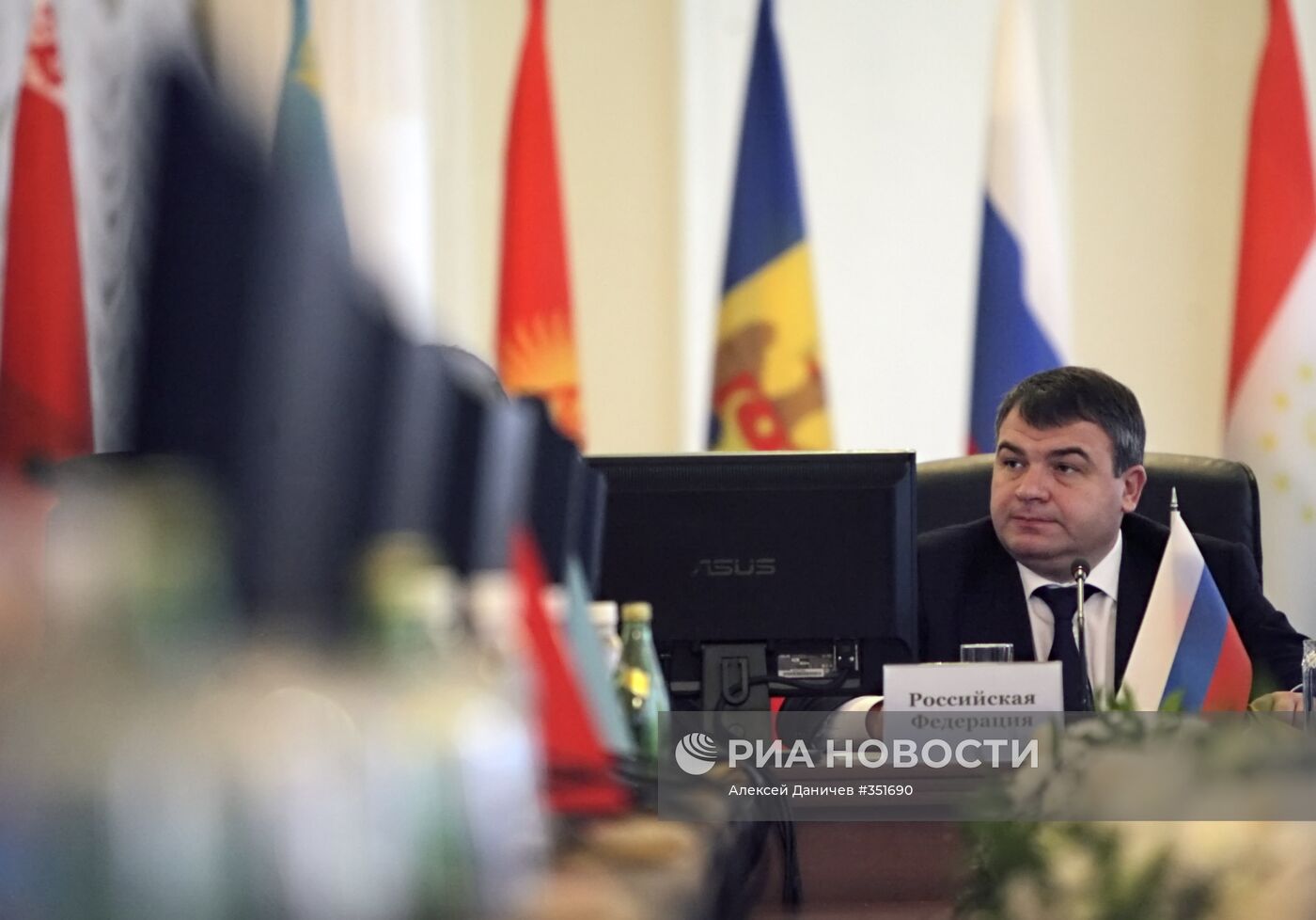 Заседание Совета министров обороны СНГ в Санкт-Петербурге