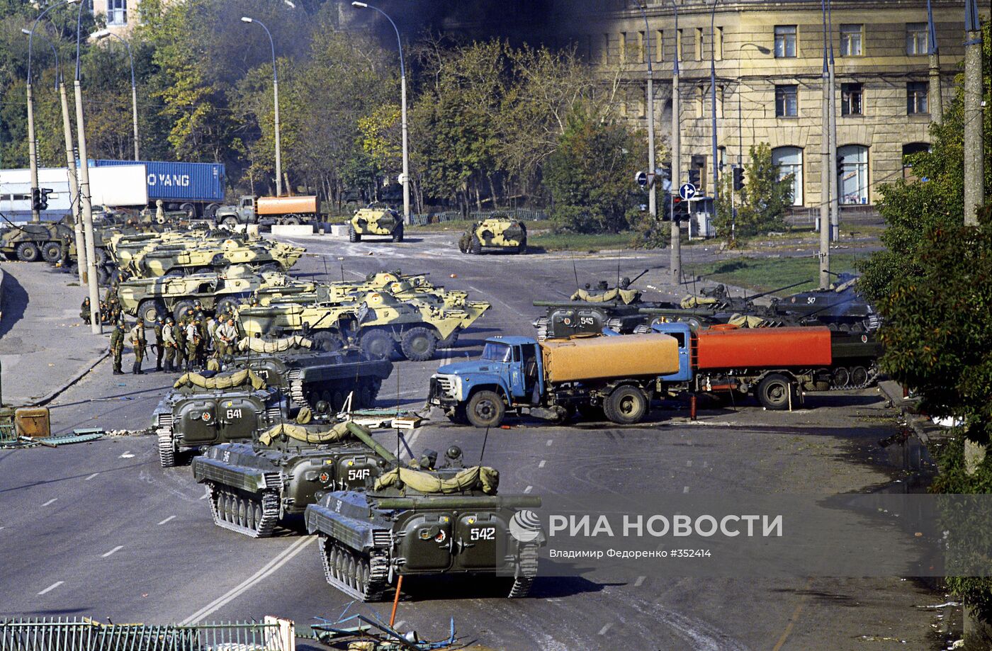 Военная техника на улицах Москвы 4 октября 1993 г.