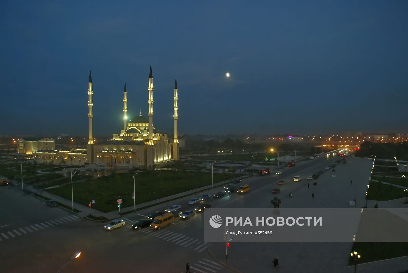 В Грозном открывается крупнейшая в Европе мечеть