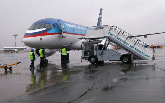 Презентация нового гражданского самолета Sukhoi SuperJet-100