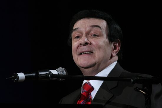 Известный певец Муслим Магомаев