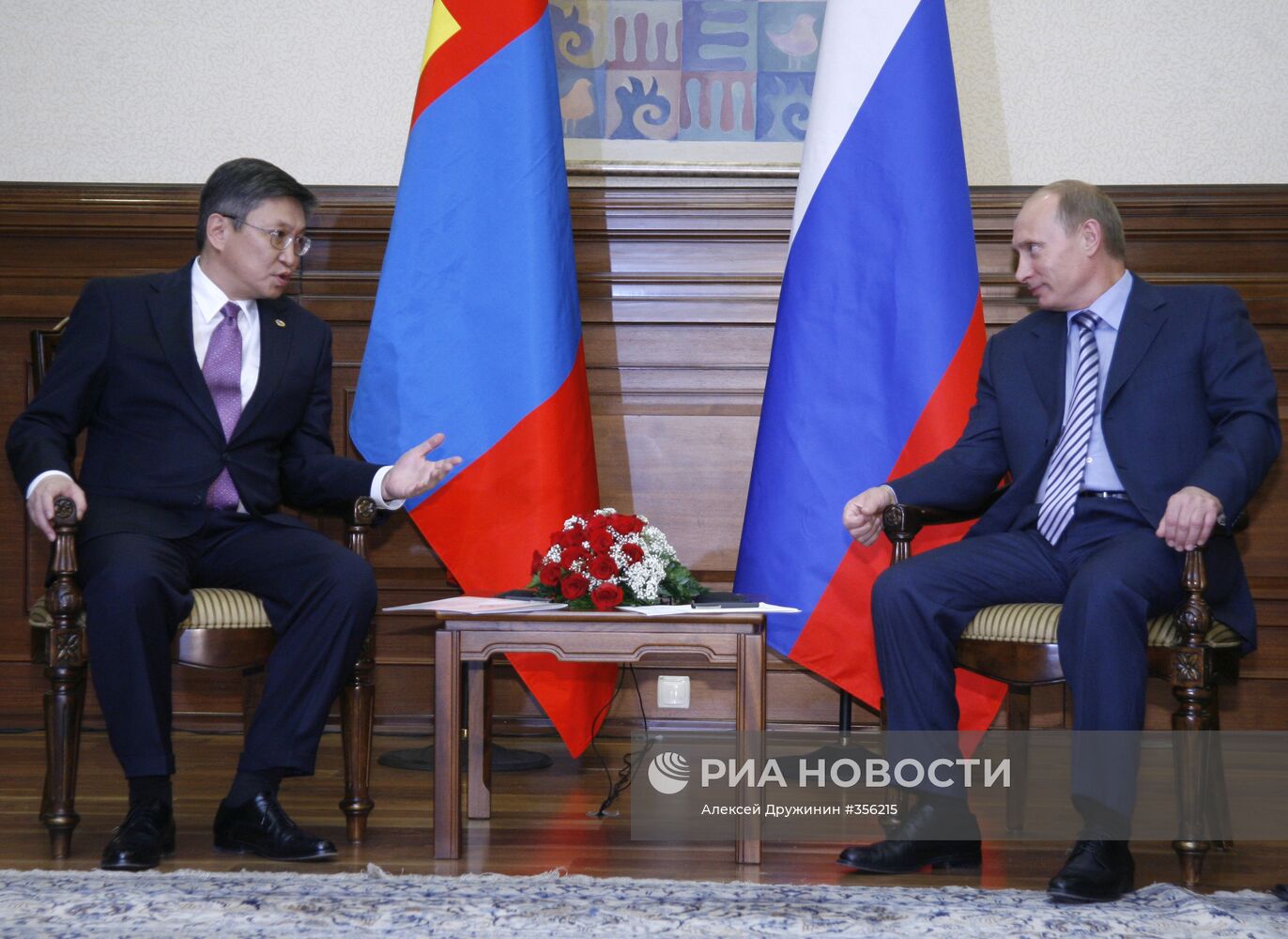 Встреча премьер-министров России и Монголии
