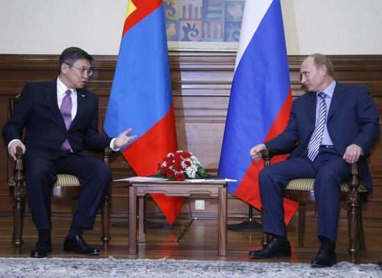 Встреча премьер-министров России и Монголии