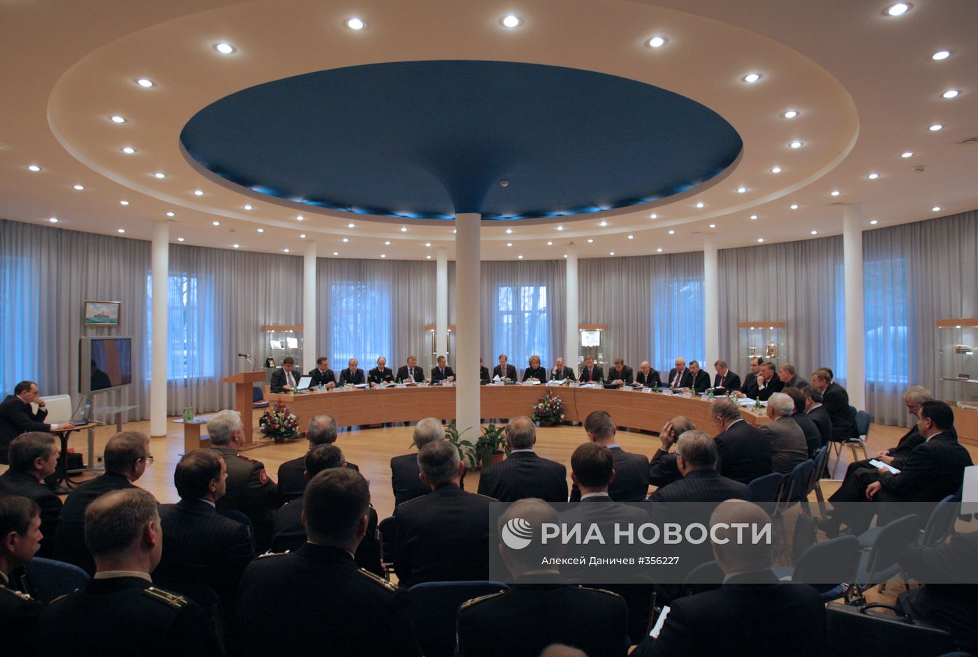 Визит вице-премьера РФ Сергея Иванова в Санкт-Петербург