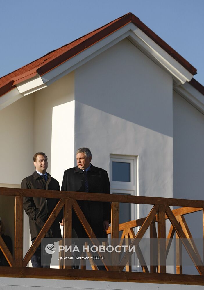 Рабочая поездка президента России в Дмитровский район