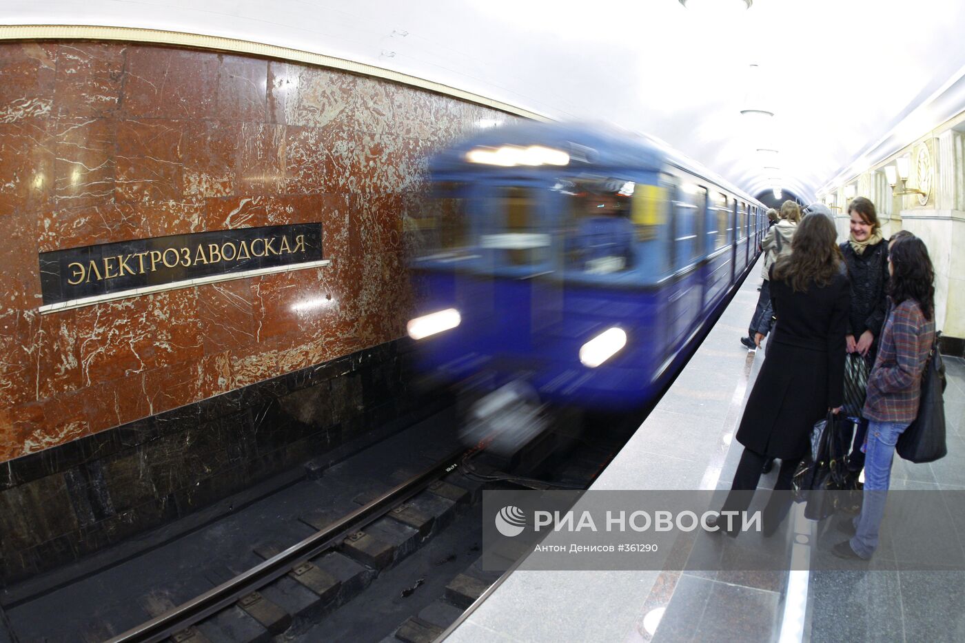 Станция метро "Электрозаводская" открыта после ремонта