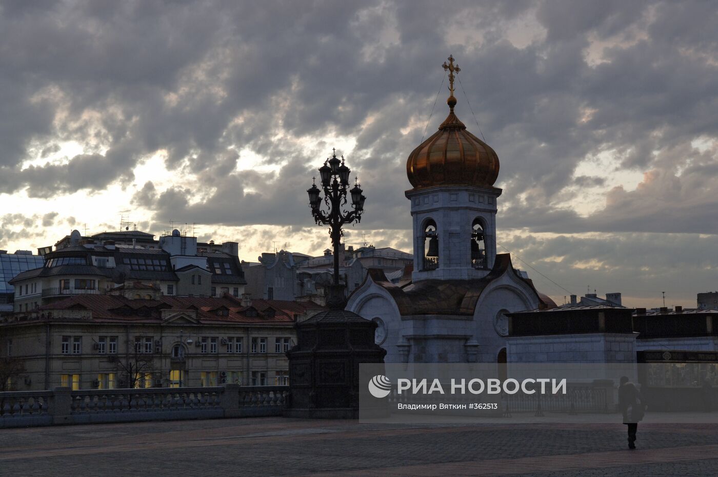 Часовня у Храма Христа Спасителя