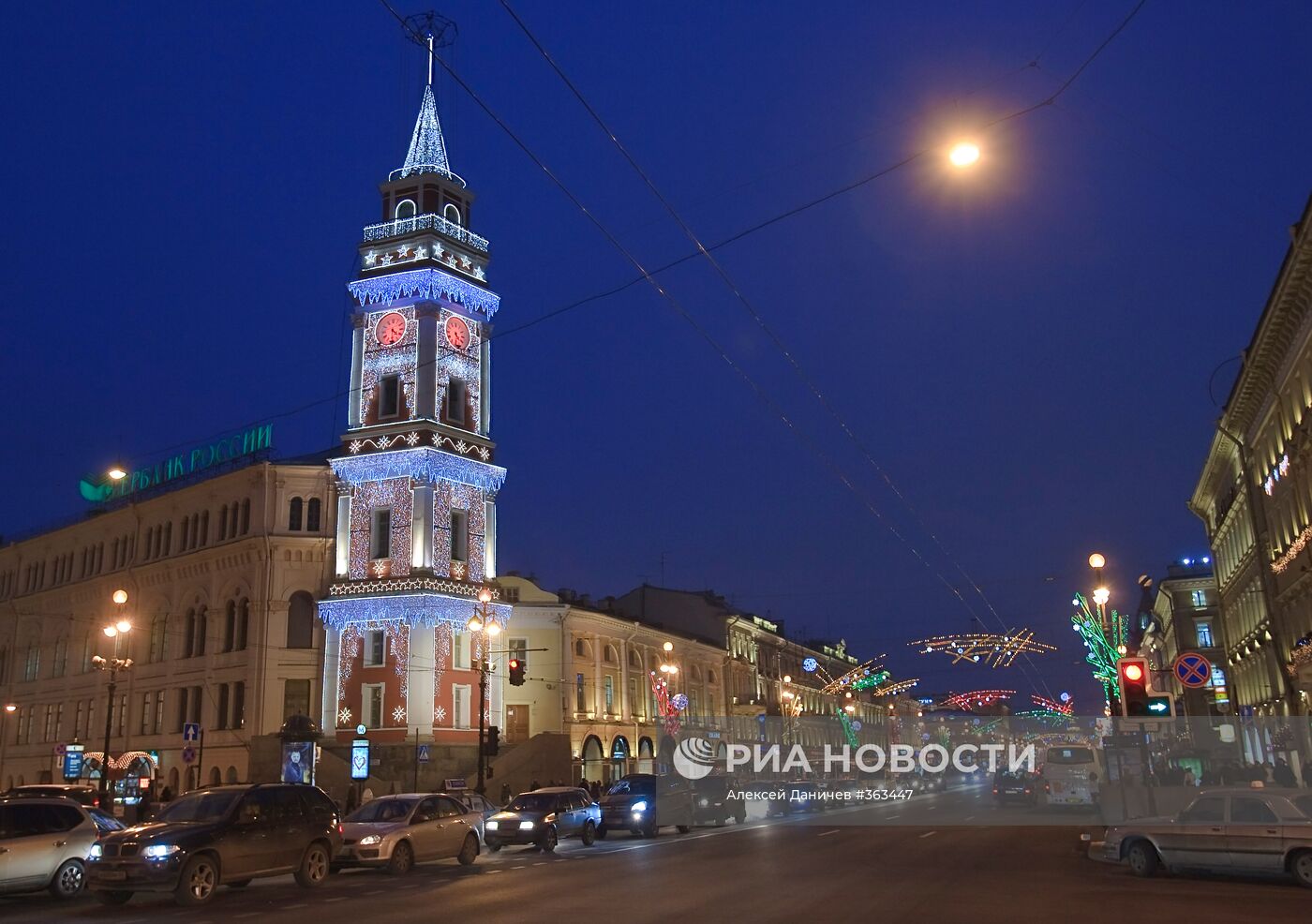 Предновогодняя иллюминация в Санкт-Петербурге