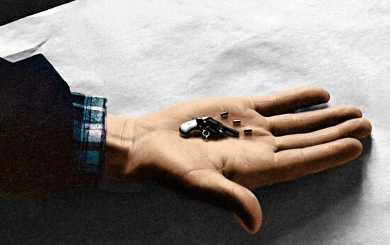 Миниатюрный револьвер