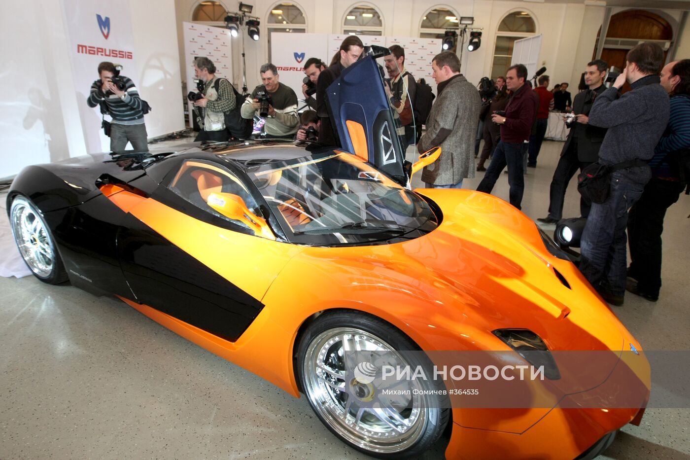 В Москве представлен российский серийный спорткар "Маруся"