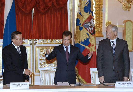 Президент РФ Д.Медведев провел заседание совета по нацпроектам