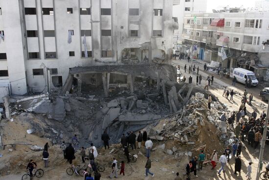 Пострадавшие в секторе Газа от авиаударов израильских ВВС