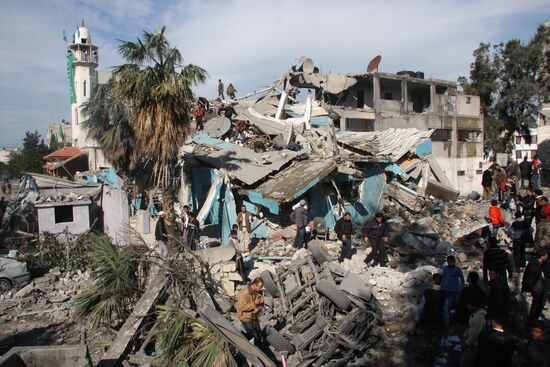 В секторе Газа во время авиаударов израильских ВВС