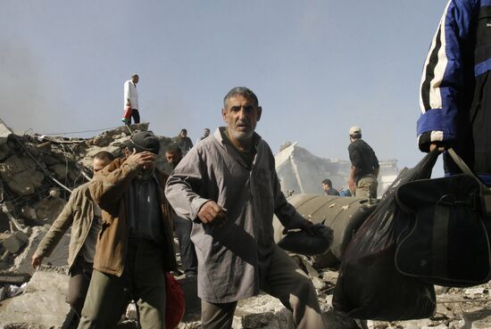 Пострадавшие в секторе Газа от авиаударов израильских ВВС