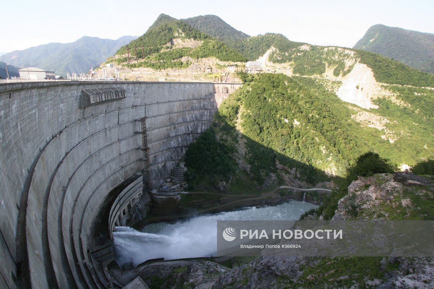 Ингурская ГЭС