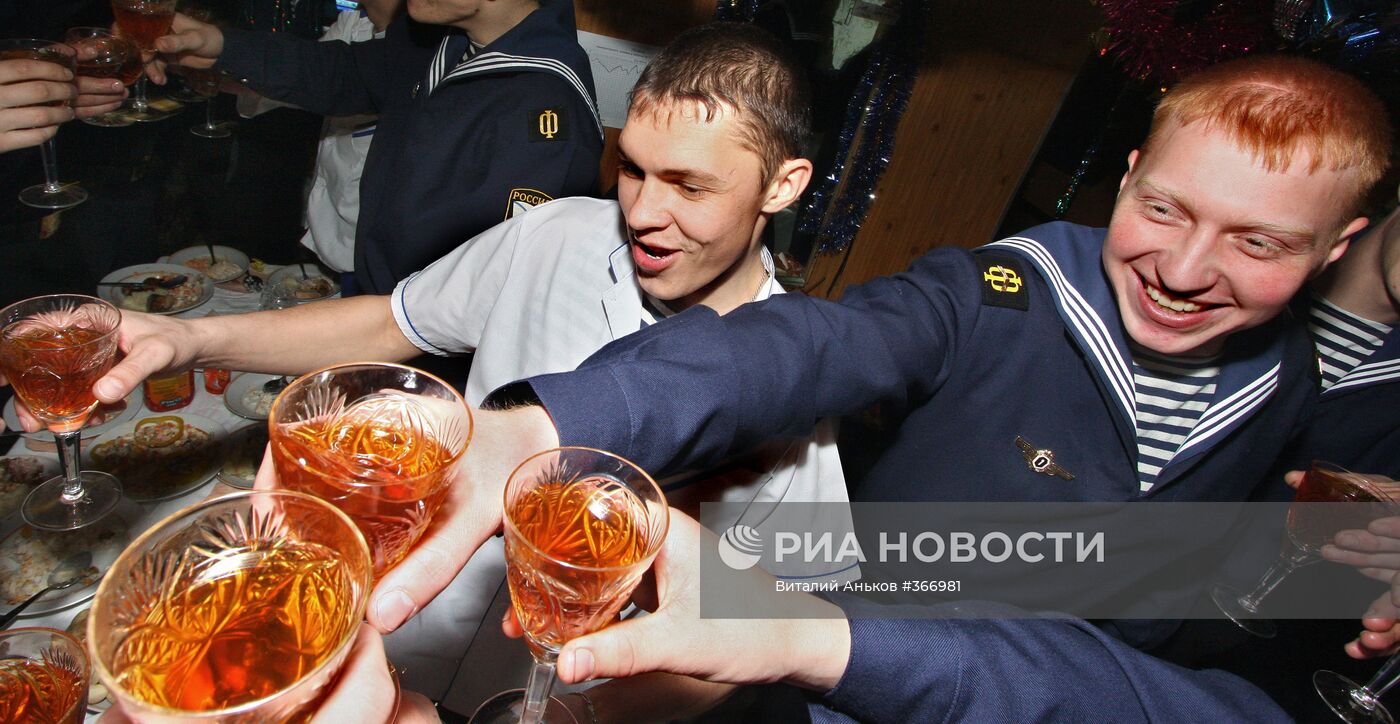 Встреча Нового года на боевом корабле "Адмирал Пантелеев"