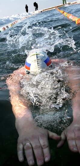 Открытый чемпионат Владивостока по плаванию в ледяной воде