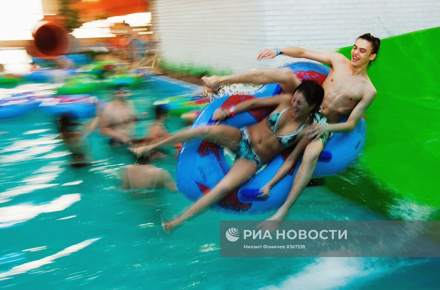 Новый центр семейного отдыха "Фэнтази парк" открылся в Москве