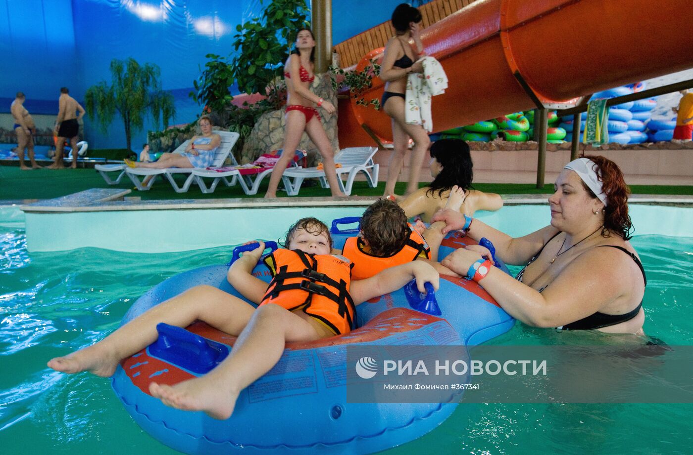 Новый центр семейного отдыха "Фэнтази парк" открылся в Москве