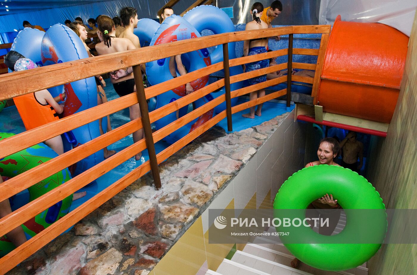 Новый центр семейного отдыха "Фэнтази парк" открылся в Москве