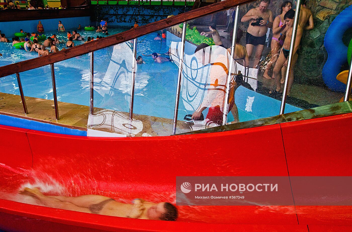Новый центр семейного отдыха "Фэнтази парк" открылся в Москве