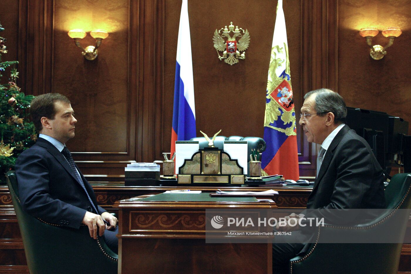 Встреча президента РФ Д.Медведева с главой МИД С.Лавровым