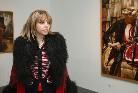 Ретроспективная выставка Таира Салахова открылась в Москве