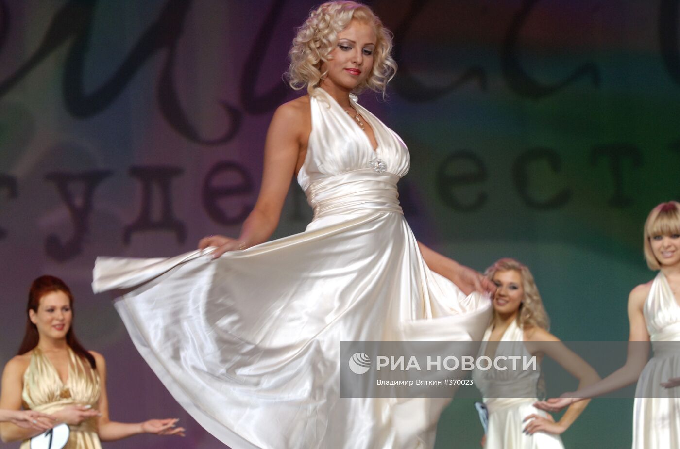 Конкурс "Мисс студенчество-2009" прошел в Москве