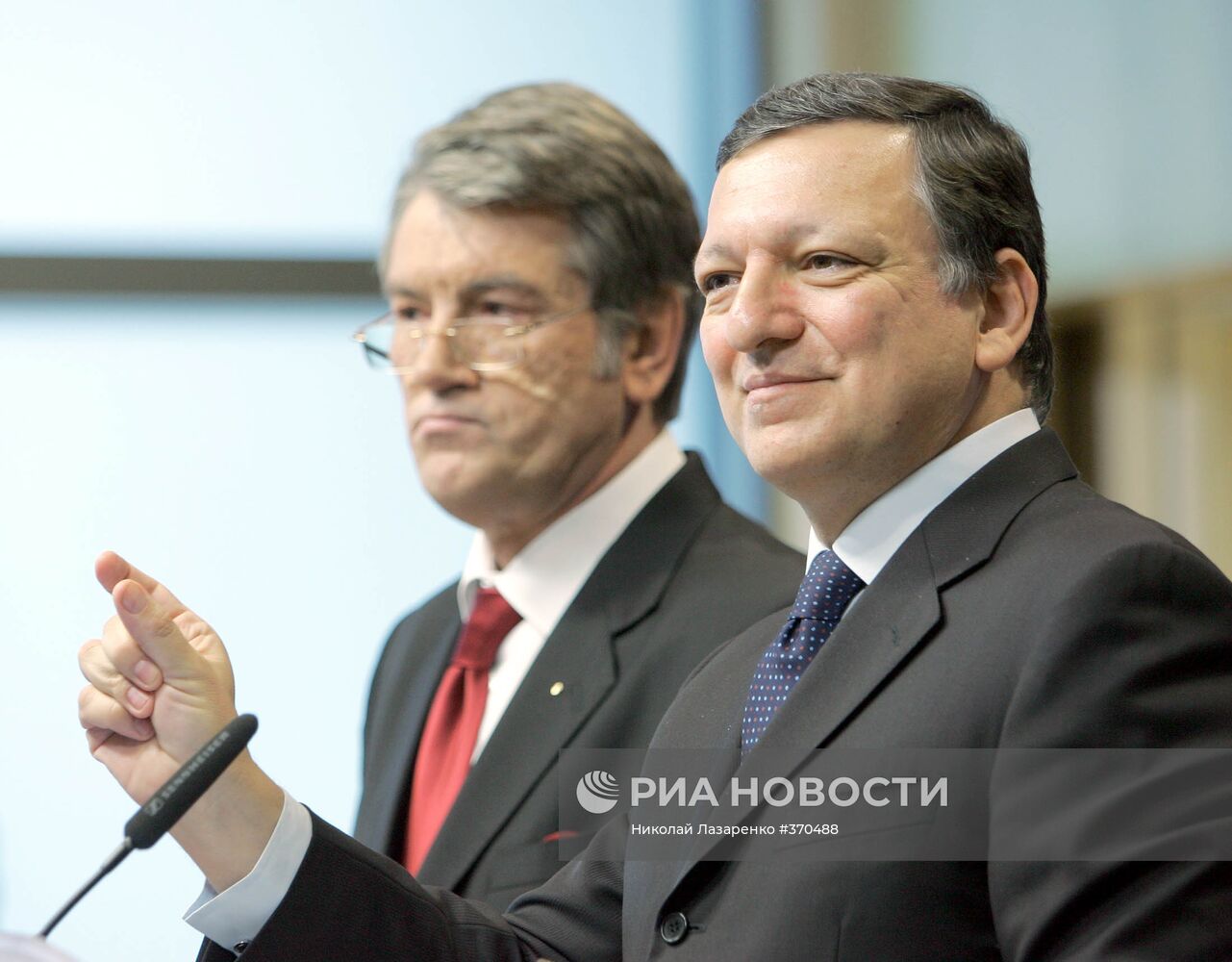 Пресс-конференция главы Еврокомиссии и президента Украины