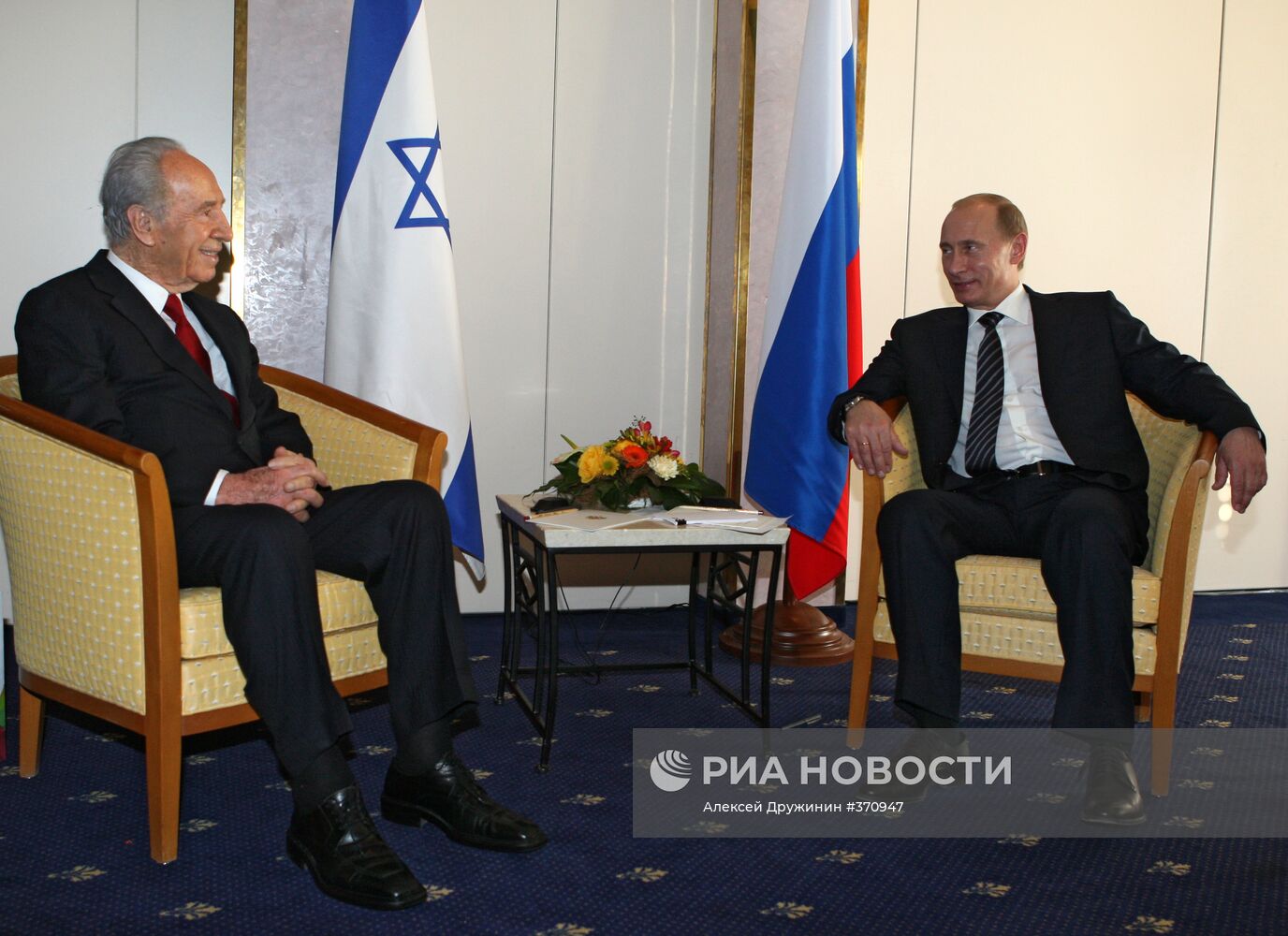 Встреча В.Путина и Ш.Переса