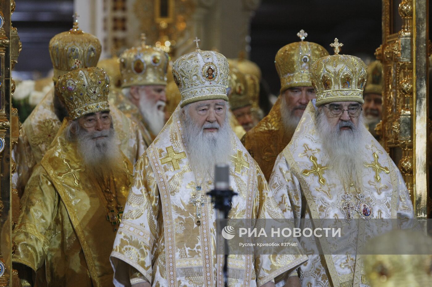 Церемония интронизации Патриарха Московского и всея Руси Кирилла