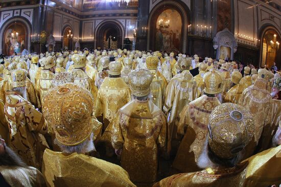 Церемония интронизации Патриарха Московского и всея Руси Кирилла