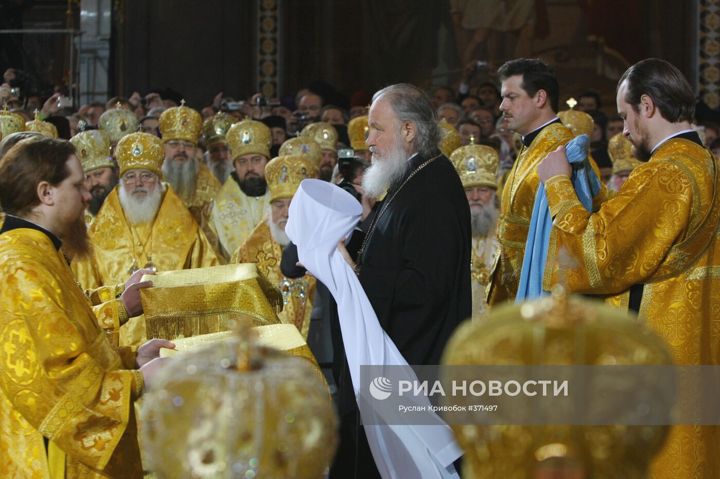 Церемония интронизации Патриарха Московского и всея Руси Кирилла