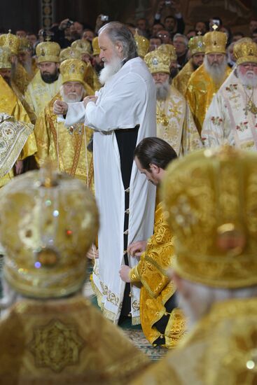 Церемония интронизации Патриарха Московского и всея Руси Кирилла