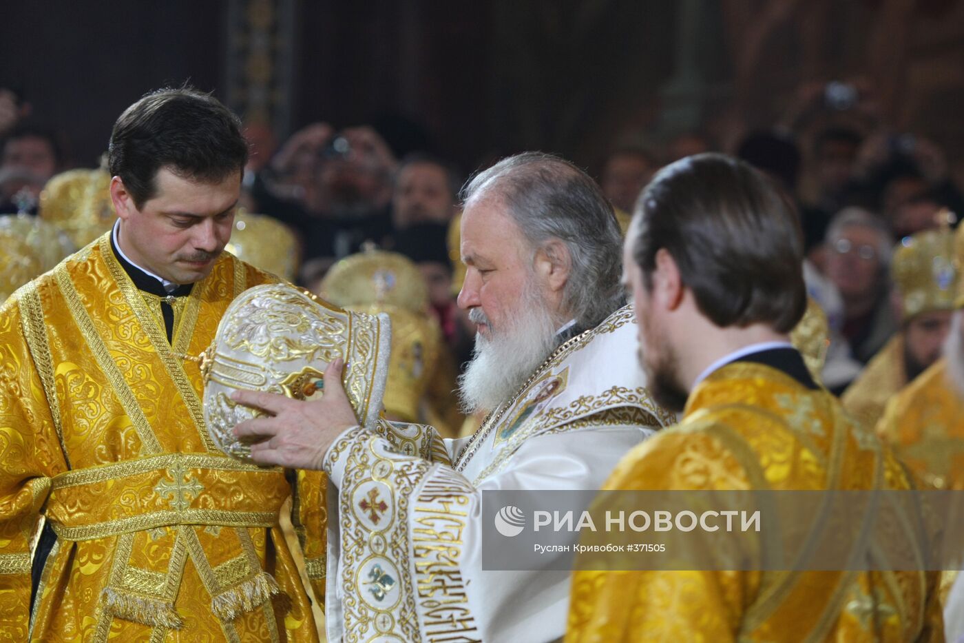 Церемония интронизации Патриарха Московского и всея Руси Кирилла