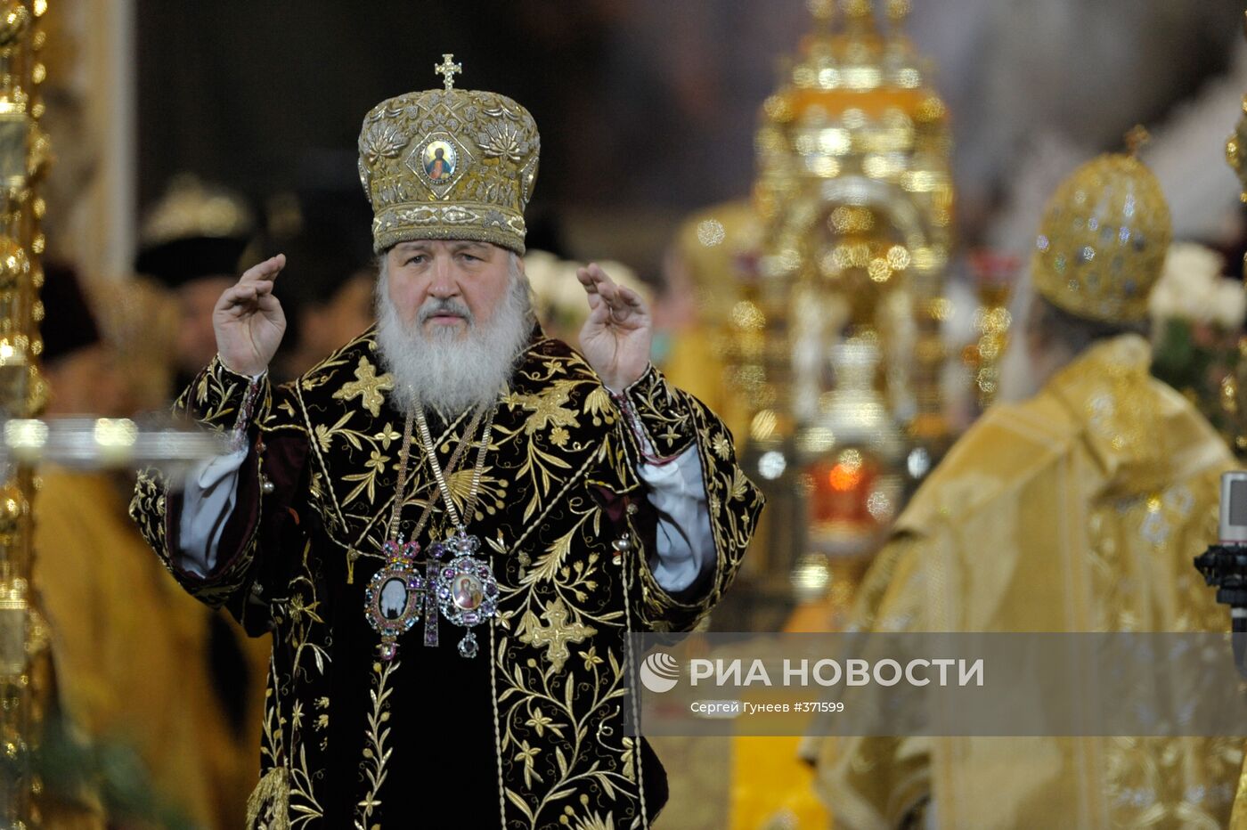 Церемония интронизации Патриарха Московского и всея Руси Кирилла