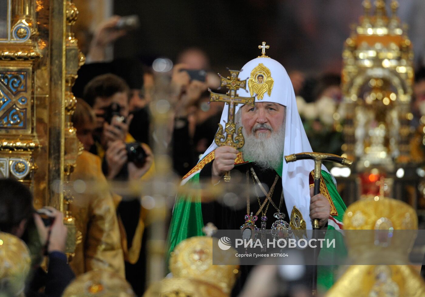 Церемония интронизации Патриарха Московского и всея Руси Кирилла