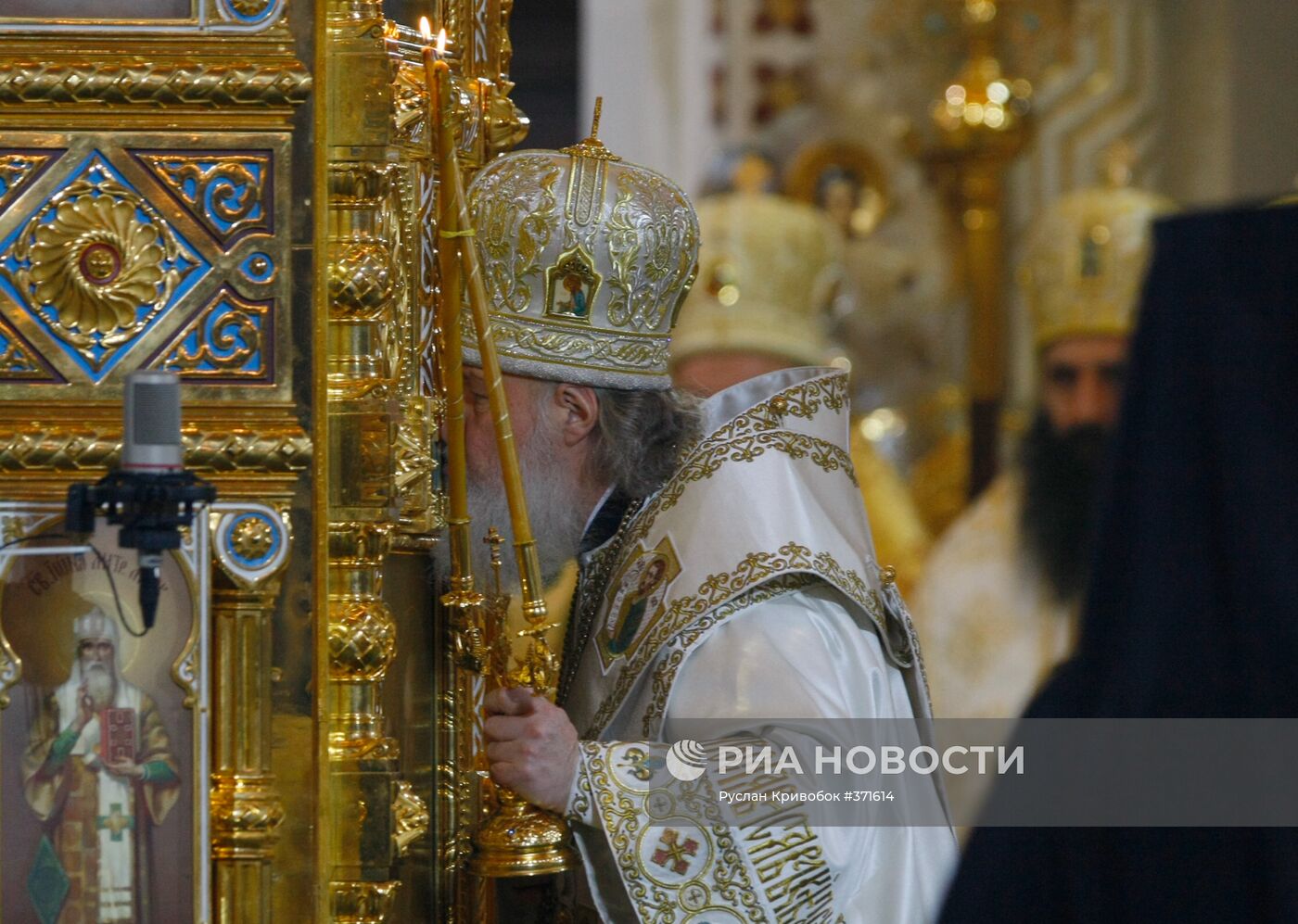 Церемония интронизации Патриарха Московского и всея Руси Кирилла