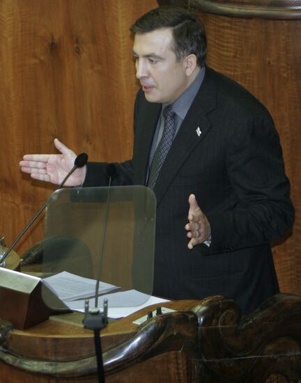 Выступление президента Грузии М.Саакашвили в парламенте Грузии