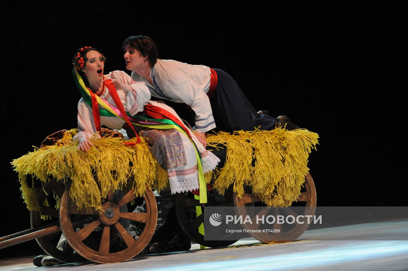 "Ночь перед Рождеством" в Московском театре Гоголя