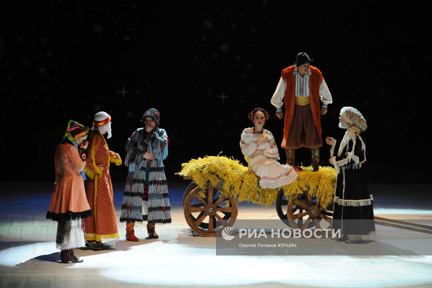 "Ночь перед Рождеством" в Московском театре Гоголя